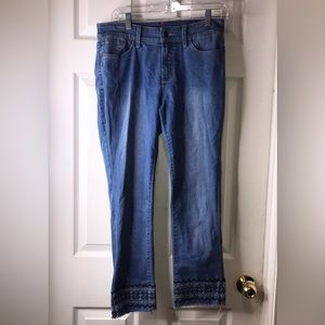 NYDJ Jeans Cropped Embroidered Raw Hem Size 6